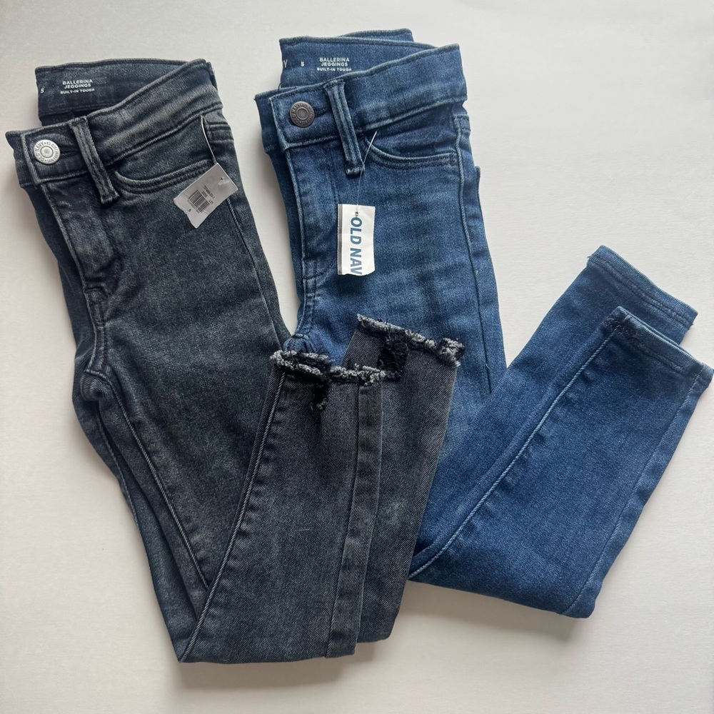 Old Navy Ballerina Jeggings Jeans (2 pair) - NWT - size 5